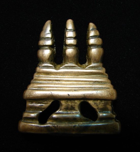 珍稀、罕見型制（珍藏極品）三座【舍利塔】【藏傳老天鐵】（Thogchags）﹗