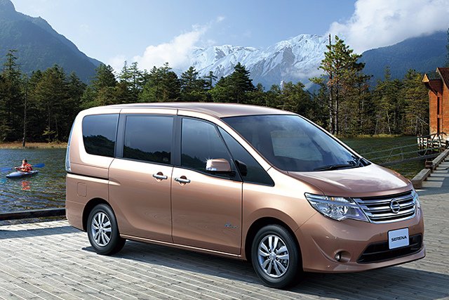 Japanese Nisson Serena 2013