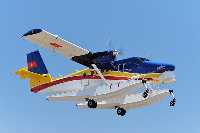 Vietnam Navy DHC-6-400