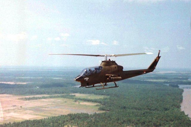 US Army AH-1G in Vietnam 1968