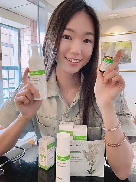 【Dr.HUANG】 控油調理茶樹保養組 夏天臉不再油膩膩、