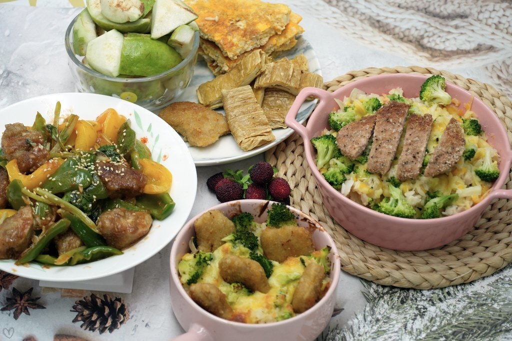 【懶人素食料理開箱】全廣素之都 宅配素食推薦 | 塔香酥塊、