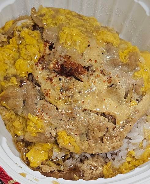 超商-7-11--鍋燒-滑蛋嫩雞親丼