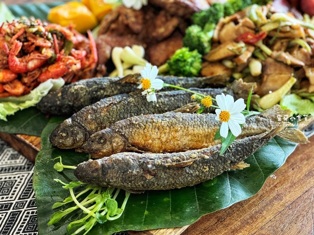 【宜蘭美食】宜蘭山景美食、鉄木部落廚房、親子遊樂設施戲水沙池