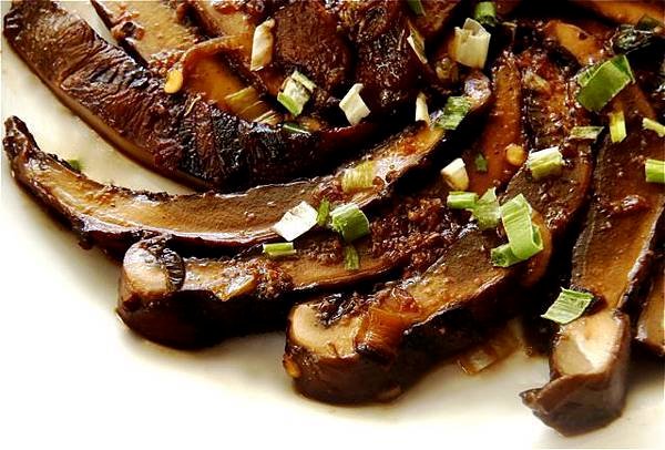 July9-Marinated-Grilled-Portabella2.jpg