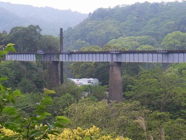 35.遠眺薪山線露營區