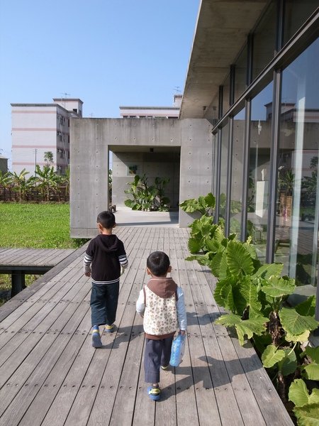 11館旁的景致.jpg