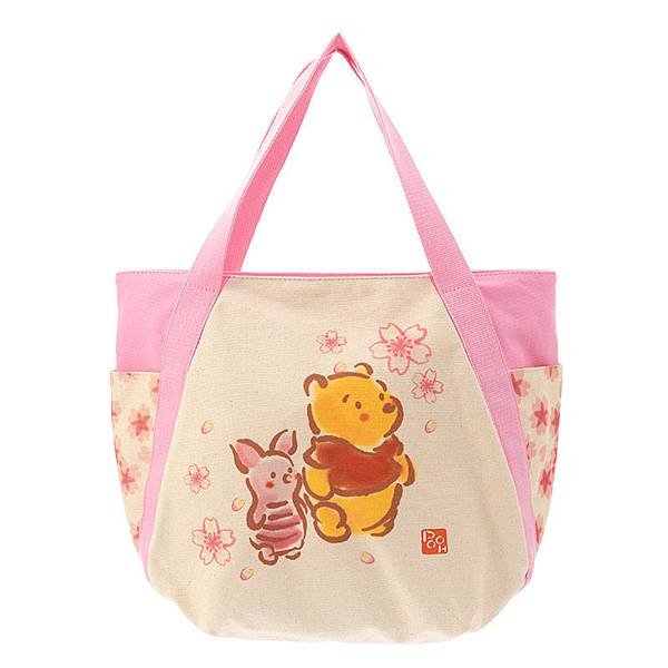 Q218SK_TOTE_POOH.jpg