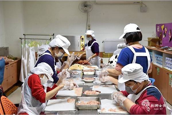 瑞復益智中心凹喵寵物零食10.jpg
