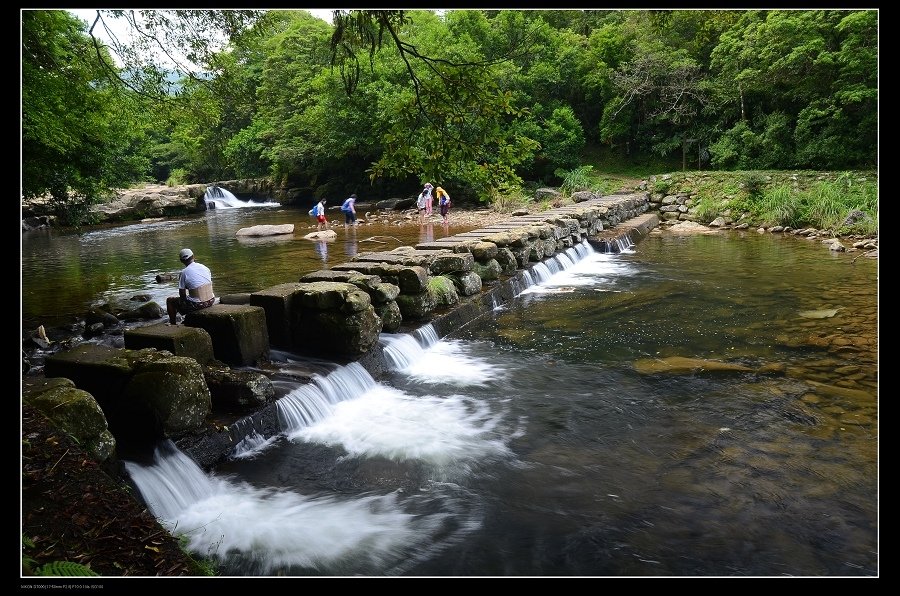 虎豹潭石橋.jpg