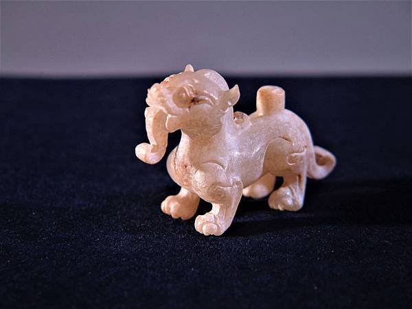 漢白玉天祿小座 (1).JPG