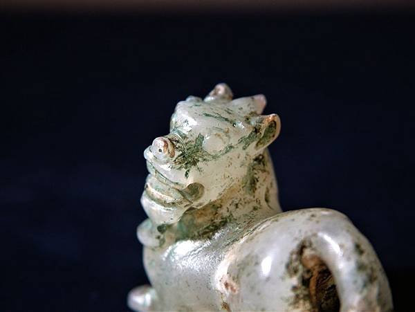 南北朝子兒玉銅綠沁天祿 (1).JPG