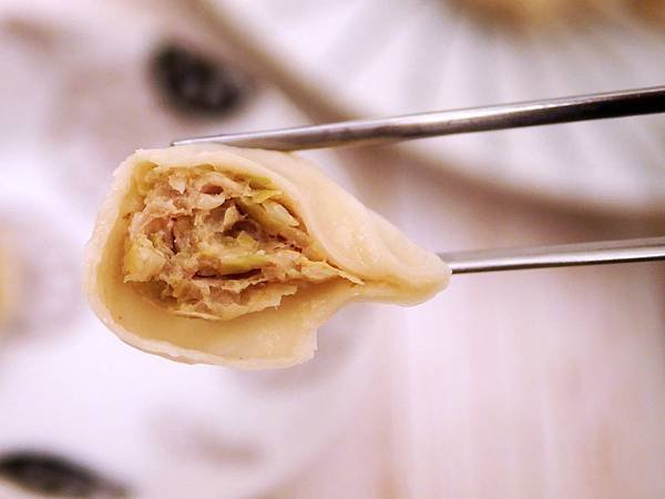 坤伯傳家餃_高麗菜豬肉_193723.jpg