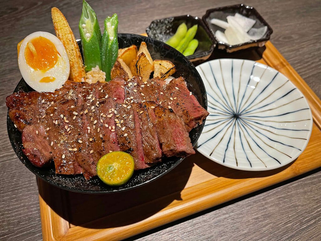 大河屋_翼板牛排丼_204503.JPG