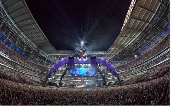 U2-001.jpg