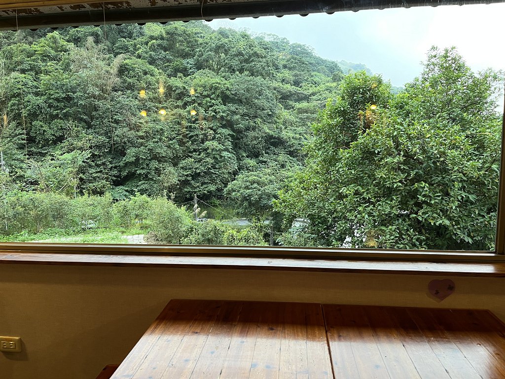 {汐止美食餐廳}正職三代包種茶農斜槓以包種茶入菜的特色餐廳｜
