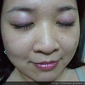 Office Week Series-04May12-Dainty Pink Lids with Berry Pink Gloss-3