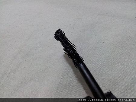 SilkyGirl-Mascara-LashCurler-07