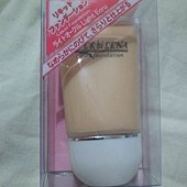 Daiso EverbiLena Liquid Foundation-LightEcru-01