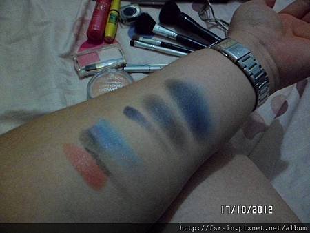 LOTD-Gradation Smokey Blues-Products Used-Swatch-02