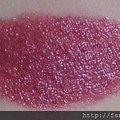 Maybelline ColorSensational Lipstick-415Plum-Tastic-Swatch-01