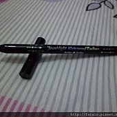 HolikaHolika-Jewel-Light Waterproof Eyeliner-01 Black Gem-08