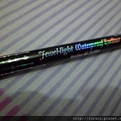 HolikaHolika-Jewel-Light Waterproof Eyeliner-02 Black Crystal-06