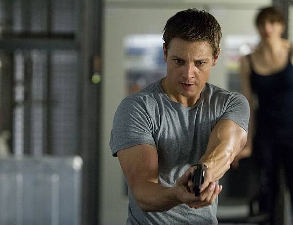 jeremy-renner-the-bourne-legacy-image