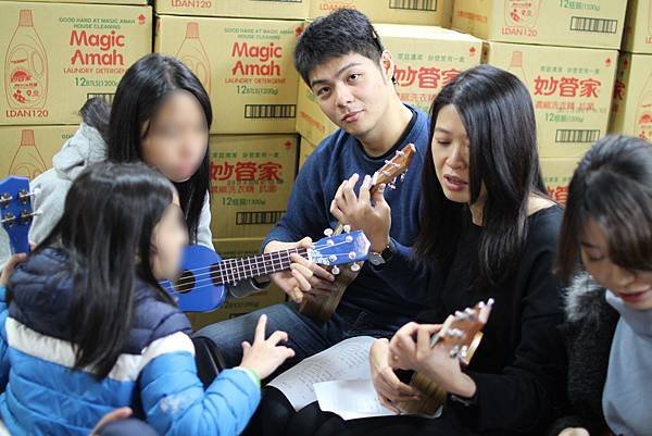 台北家扶中心烏克麗麗伴學 (56).JPG