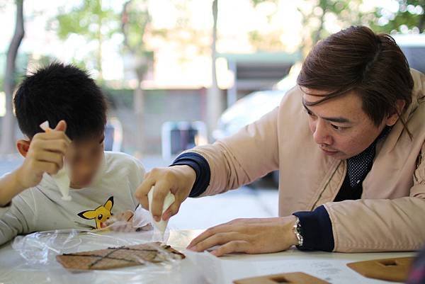 睦祥育幼院手工薑餅屋 (30).JPG