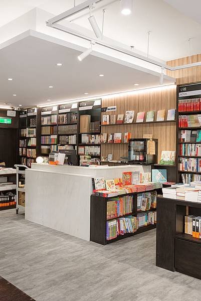 聯經書店011.jpg