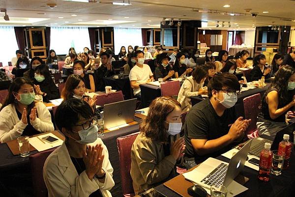 109年度成舍企業設計師簡報比賽決賽 (27).JPG