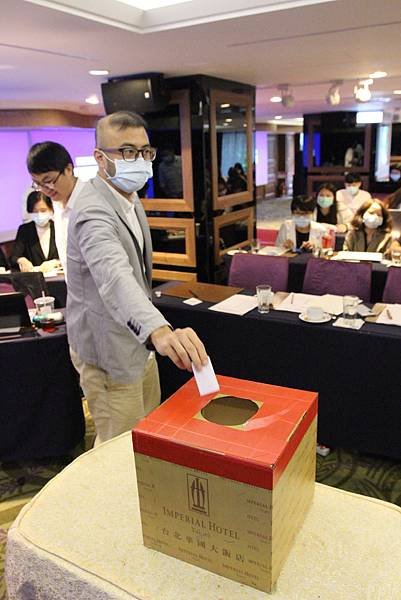 109年度成舍企業設計師簡報比賽決賽 (75).JPG