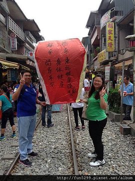 馬來西亞-吉隆坡 浩杰&amp;淑梅在十分放祈福天燈~~