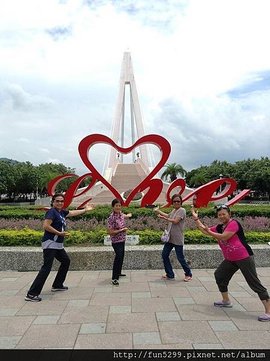 香港 黃、廖、鍾、鄧~四位女士~在淡水漁人碼頭