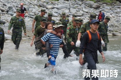 2014年7月2日 80歲阿嬤花蓮山區 紅衣女孩牽到山裡,失蹤90小時獲救3