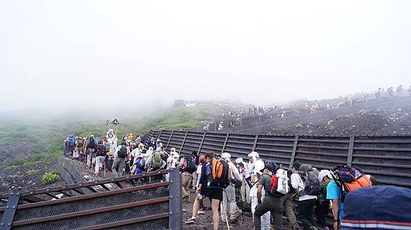 日本自助遊 [富士山登頂遊記及注意事項]