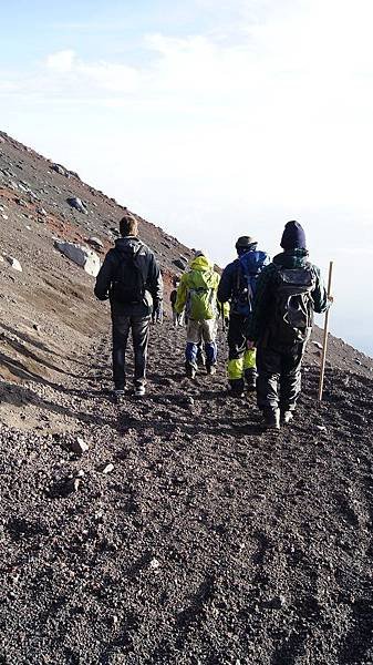 日本自助遊 [富士山登頂遊記及注意事項]