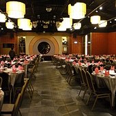 宴客餐廳(往舞台正拍)02.JPG