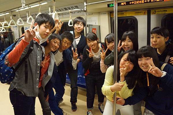 【台北│東門站+西門站】和歌山向陽高校之修業旅行─東門韓記老虎麵+鼎泰豐小籠包+西門町散策