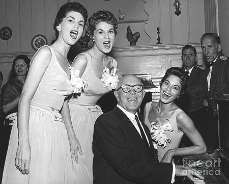 mcguire-sisters-with-jimmy-mchugh-bettmann.jpg