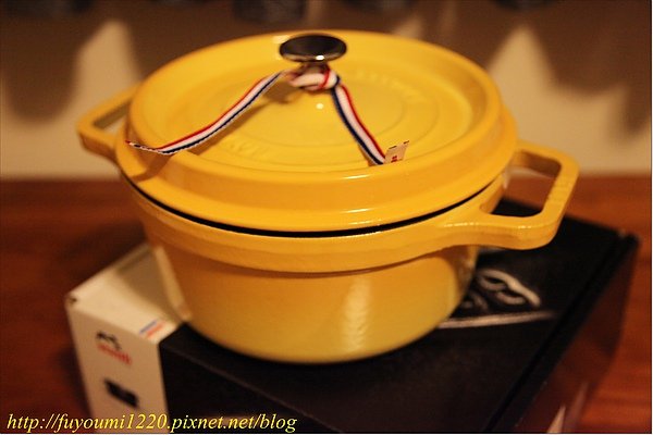 Staub ..JPG