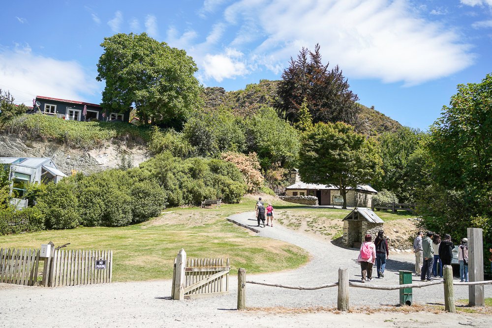 紐西蘭(南島) | Cardrona Bra Fence 胸