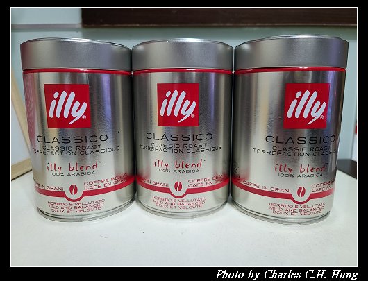 illy_001.jpg