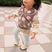 大腿襪女孩兒