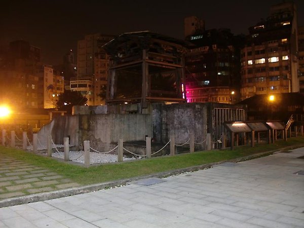 萬華406號廣場.JPG