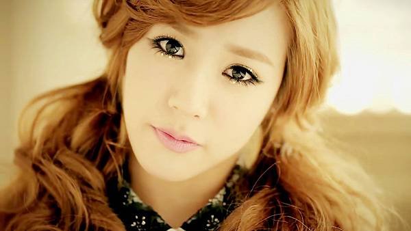 TaeTiSeo - Twinkle Teaser (Tiffany) 5