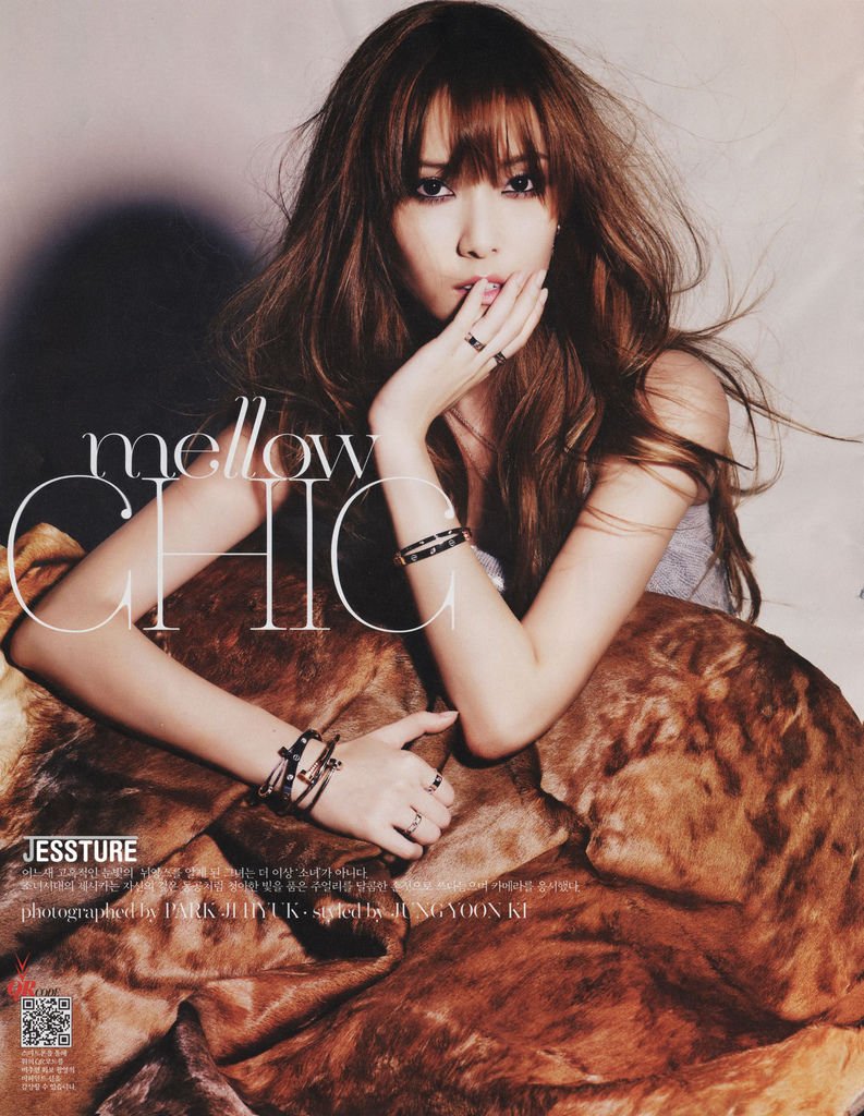 jessica-w-magazine-9