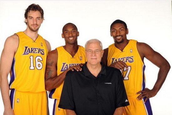 Pau Gasol Kobe Bryant and Ron Artest with Phil Jack in this Lakers team photo 2009.jpg