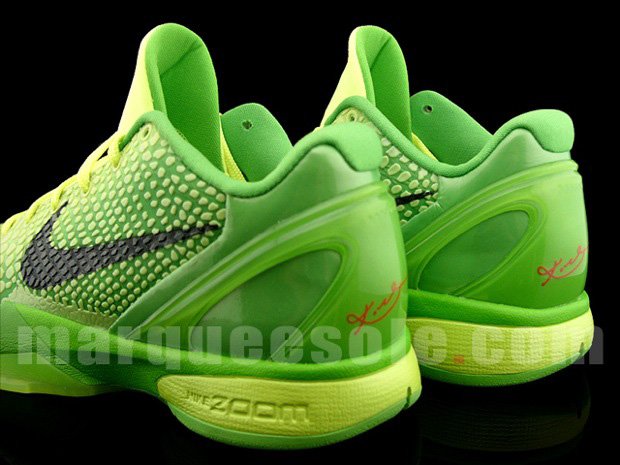 Nike-Zoom-Kobe-VI-Christmas-08.jpg